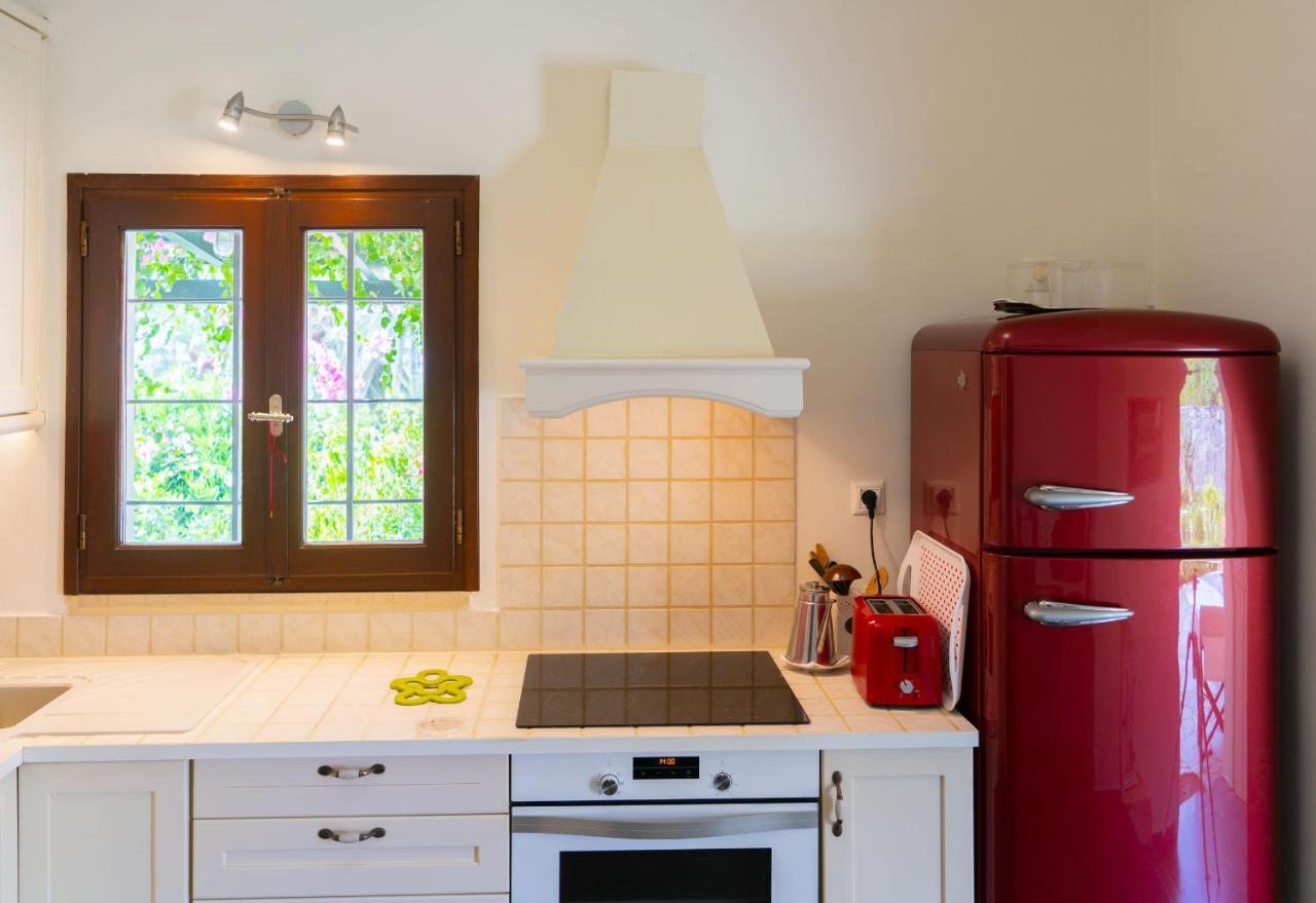 Bougainvillea House In Crete Sitia  Ngoại thất bức ảnh